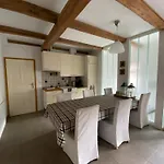 ホームステイ Steffi *