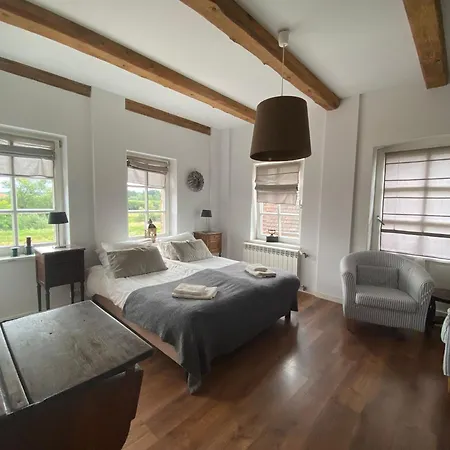 Quarto em Acomodações Particulares Steffi